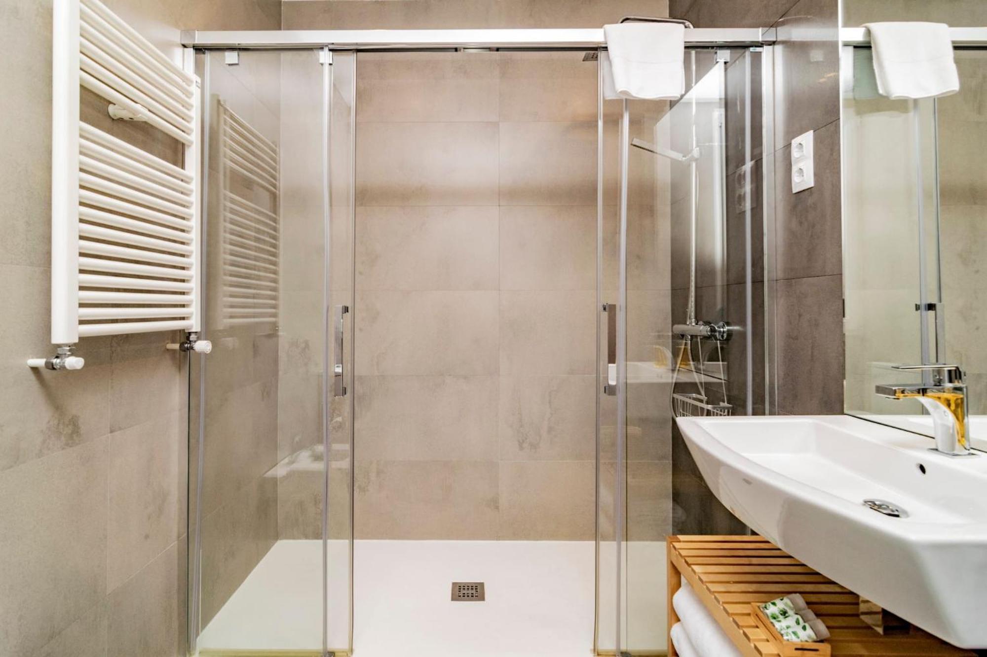 מדריד Juan Bravo Suites מראה חיצוני תמונה